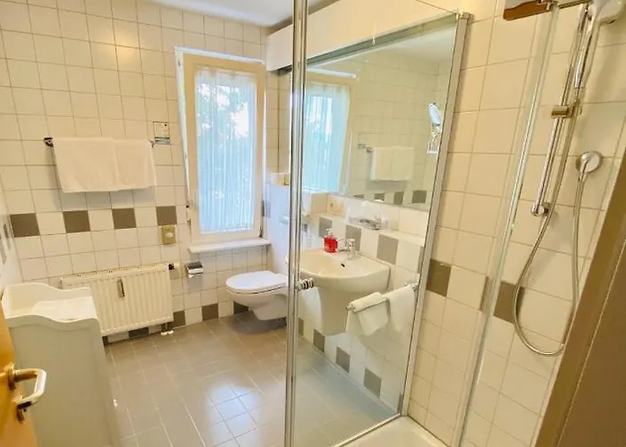 Zur Kapelle Отель 3*