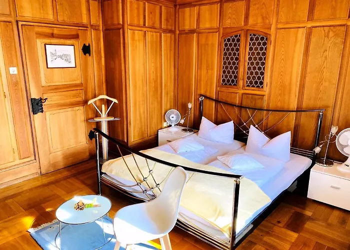 Отель Zur Kapelle 3*