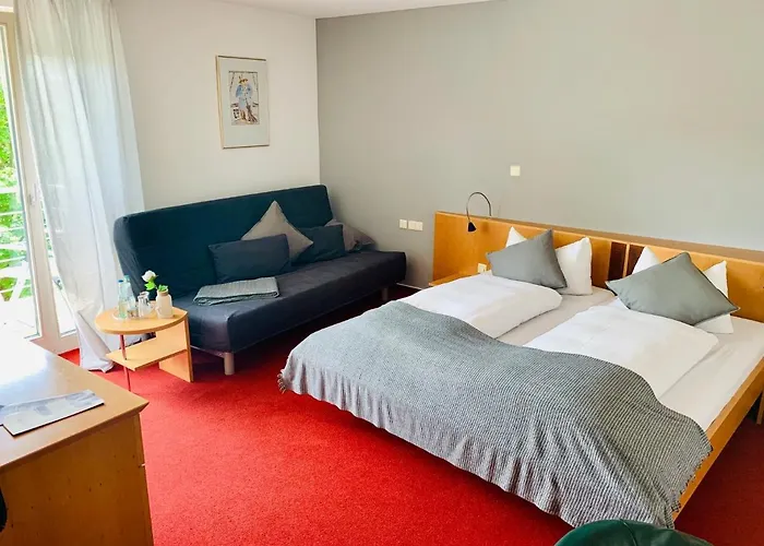 Отель Zur Kapelle Кресброн