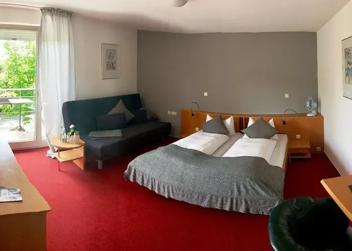 Zur Kapelle Отель