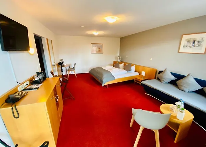 Zur Kapelle Отель Кресброн