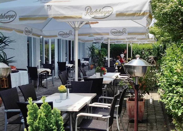 Отель Zur Kapelle 3*